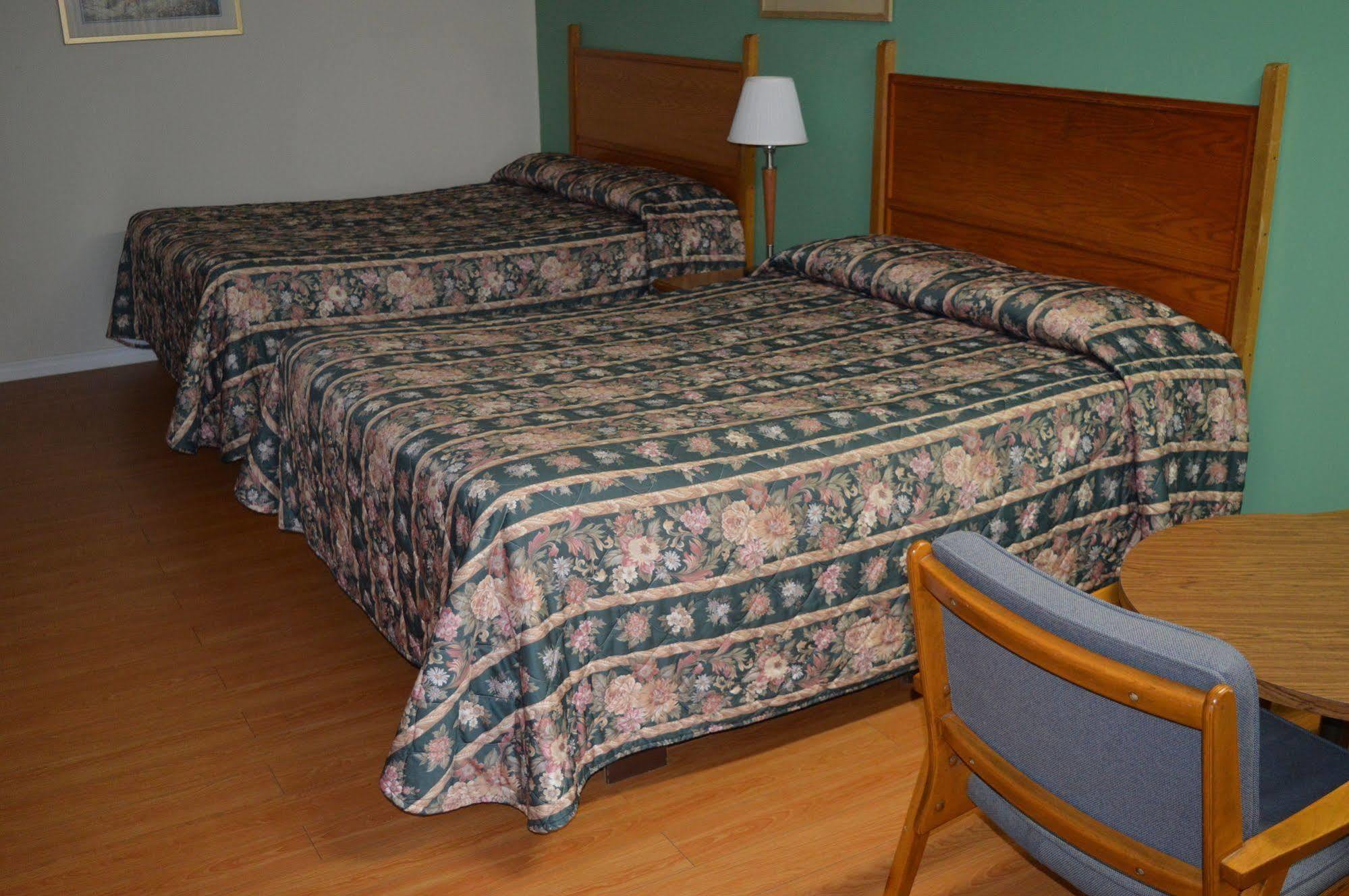 Kenora Motel 2*